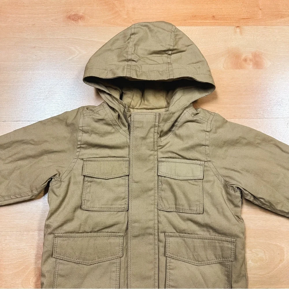 Old Navy snap unisex